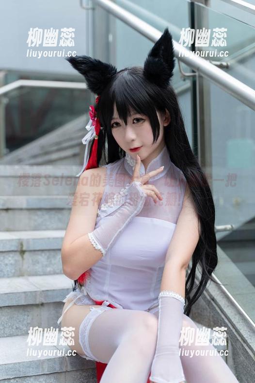 樱落Selena的美图大赏：让人想捏一把爱宕花嫁的粉嫩花瓣！
