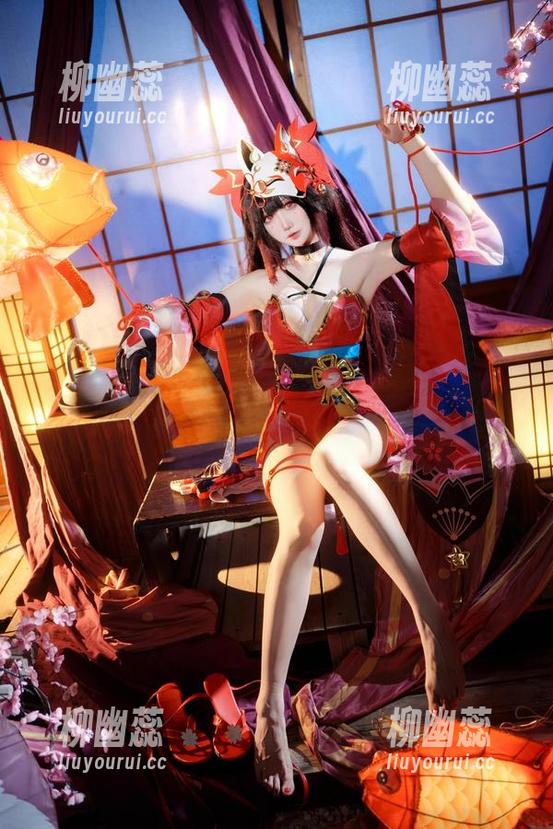 焖焖碳的少女cos，图片里的青春都跑出来了！