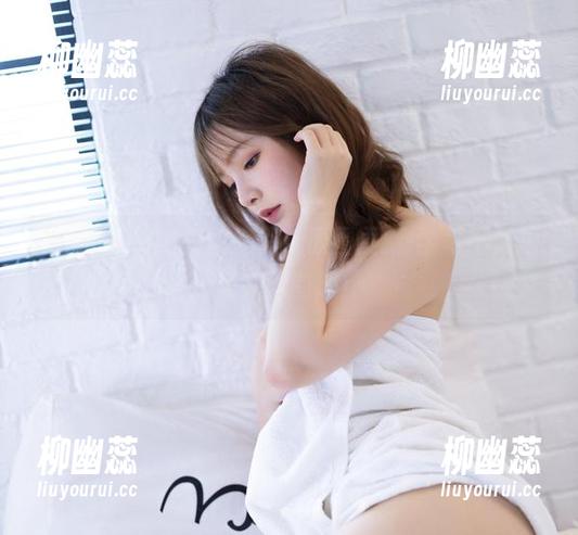 白露Bululu 白露Bululu在教室里,原图更新-学习不如拍照来得有趣!