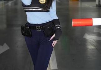 秀人网 - 听说下载了周慕汐baby的图片，腿都变得细长了？