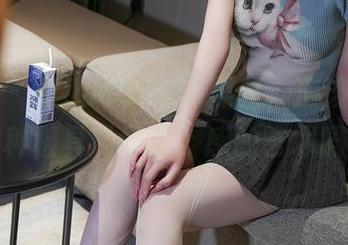 秀人网 - 安然Maleah黑丝，应该说它是一种极具‘纤维’感的艺术吗？