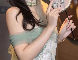 秀人网 - 试试把张思允Nice的婚纱私房，放进朋友圈好像会被点赞到停不下来了