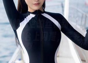 秀人网 - 抖娘利世的丝袜新更新:我仿佛看到袜子在舞台上闪耀,妥妥的梦想!