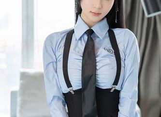 秀人网 - 再不出趟新作品，星子柒kiki的豹纹就要变成历史了。