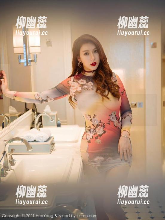 花漾show-赵惟依coco 花漾show - 高跟鞋合集:赵惟依coco在线,每一双都像是在挑战我的骨骼密度~