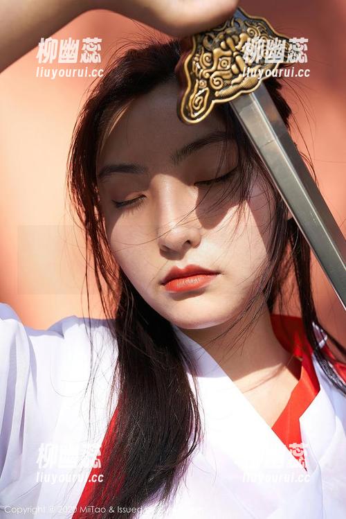 蜜桃社-爱丽莎Lisa 蜜桃社 - 问题来了,爱丽莎Lisa的粉色全套,原图到底会让我引发哪种想象?
