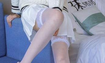 袜啵啵 - 看！小甜豆倾情演绎的女孩写真集，下载后乐趣无穷！