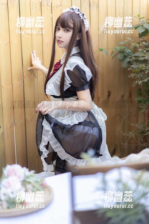 过期米线线喵化身女王，带你嗨翻的写真合集，保你愉悦！