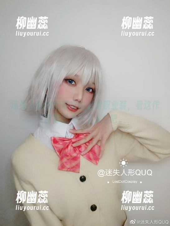 迷失人形QUQ带来的定制职业装，看这作品再思考一下人生吧。