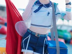 金鱼yui的芭蕾艺术：夏日定制作品的灵动之美