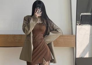 微密圈 - 网盘收藏了一堆，只有陈佩奇的水手服能让我眼前一亮。