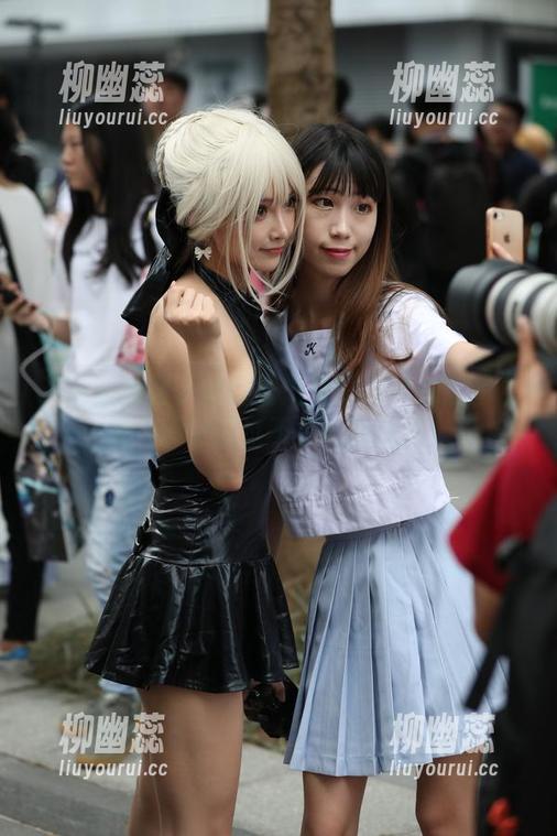 魔镜街拍 不小心翻到了魔镜街拍里的连体衣原图合集,心中闪过不少奇妙想法!